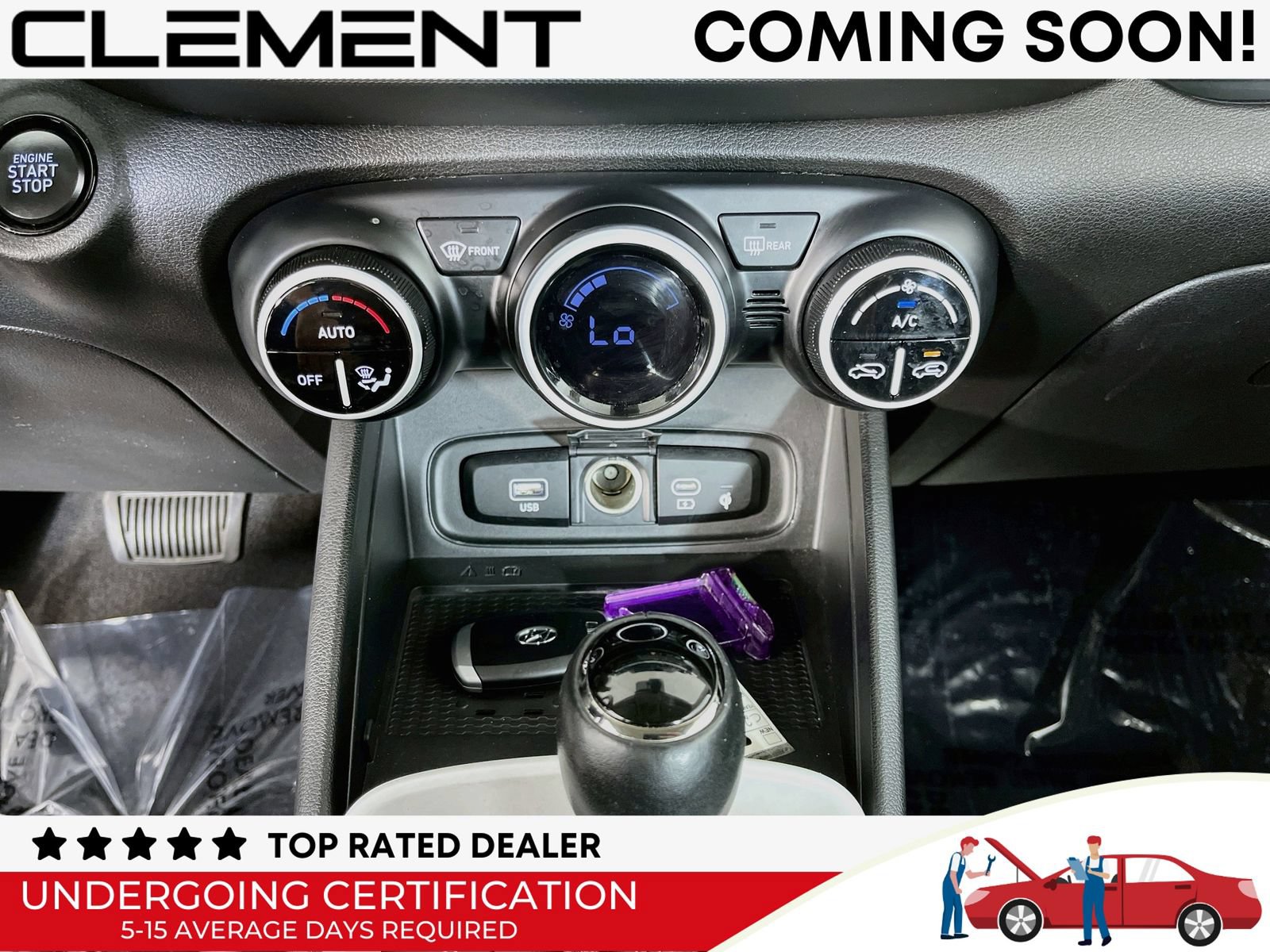 Used 2023 Hyundai Venue Limited FWD image 16