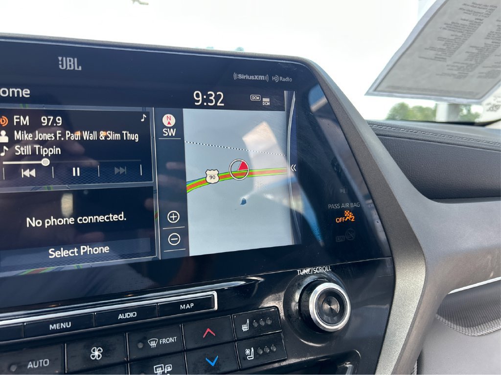 Used 2020 Toyota Highlander Limited FWD image 26