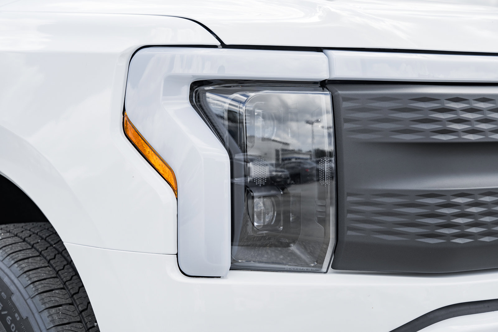 New 2025 Ford F150 Lightning Flash image 12