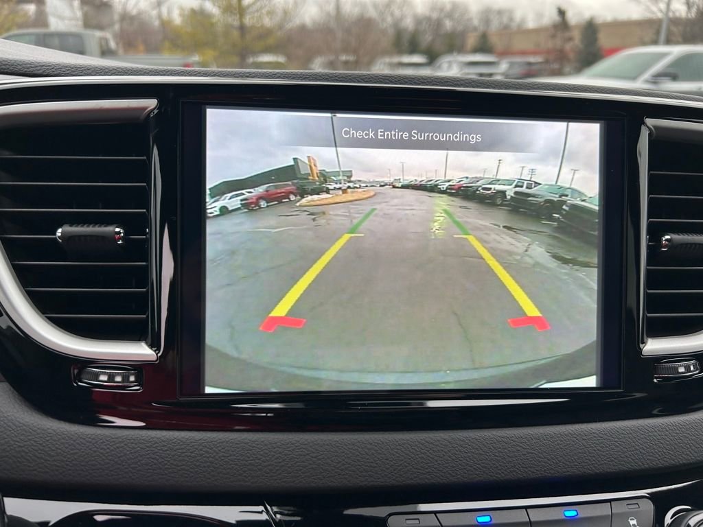 New 2026 Chrysler Voyager LX image 15