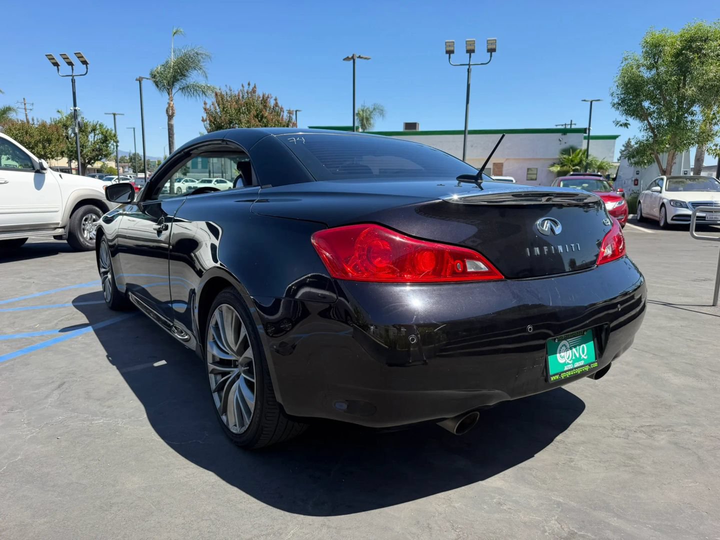 Used 2011 INFINITI G37 Convertible w/ Premium Pkg RWD image 36