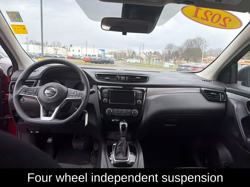 Used 2021 Nissan Rogue Sport S image 13