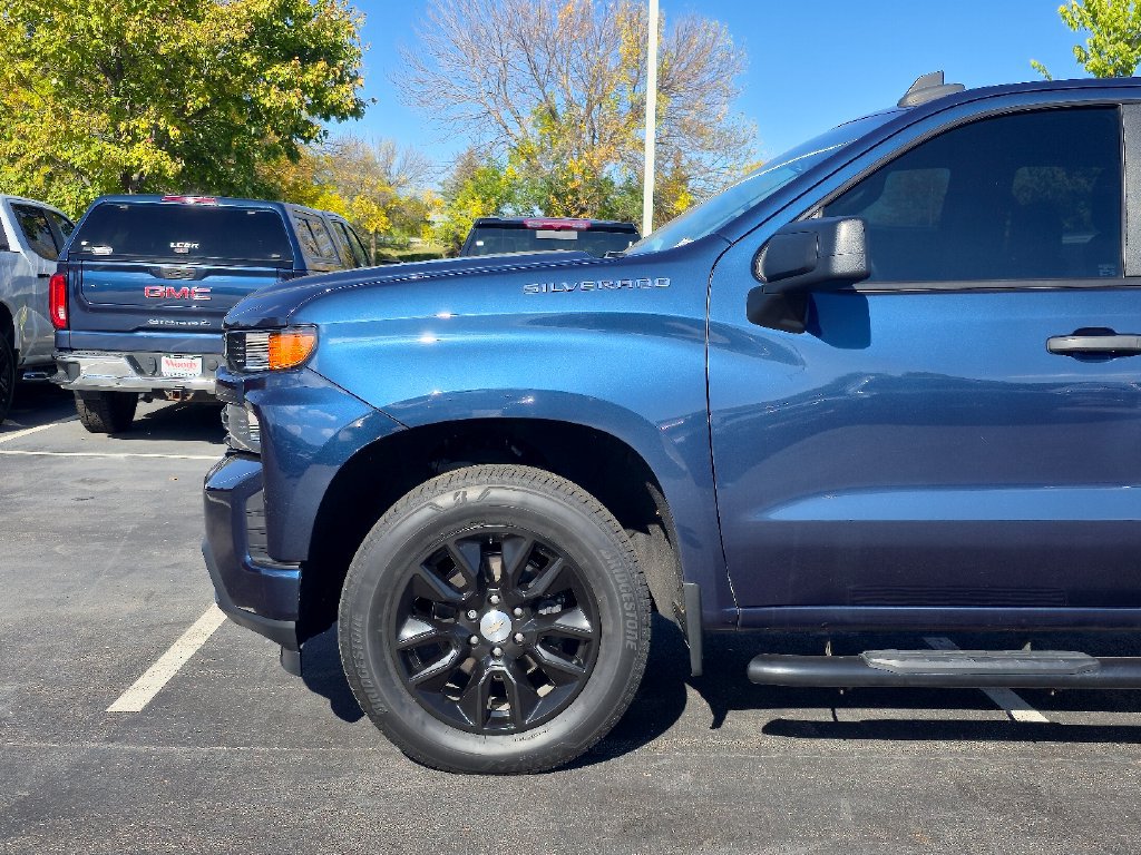 Certified 2022 Chevrolet Silverado 1500 Custom AWD/4WD image 33