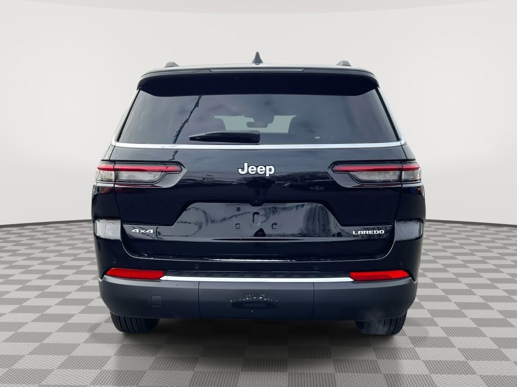Used 2025 Jeep Grand Cherokee L Laredo AWD/4WD image 7