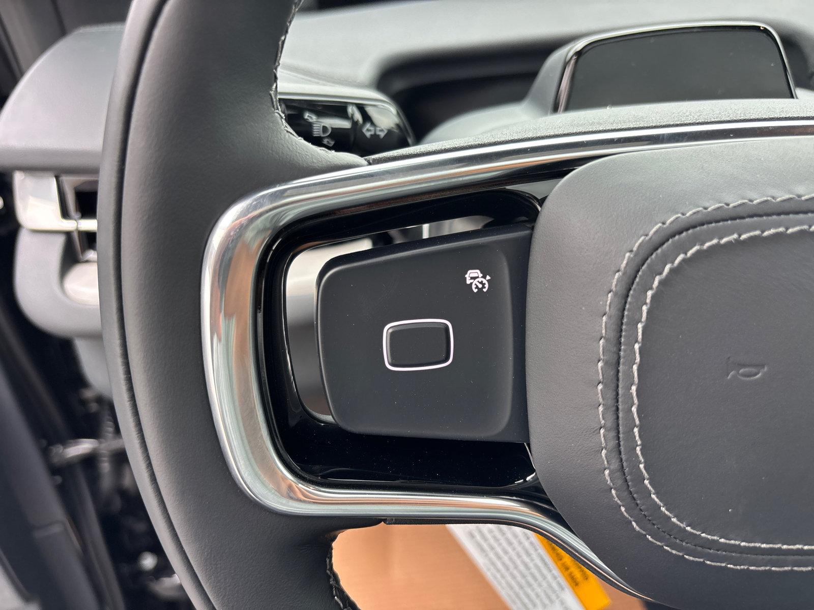 New 2027 Lincoln Navigator Reserve w/ Jet Appearance Package AWD/4WD image 16
