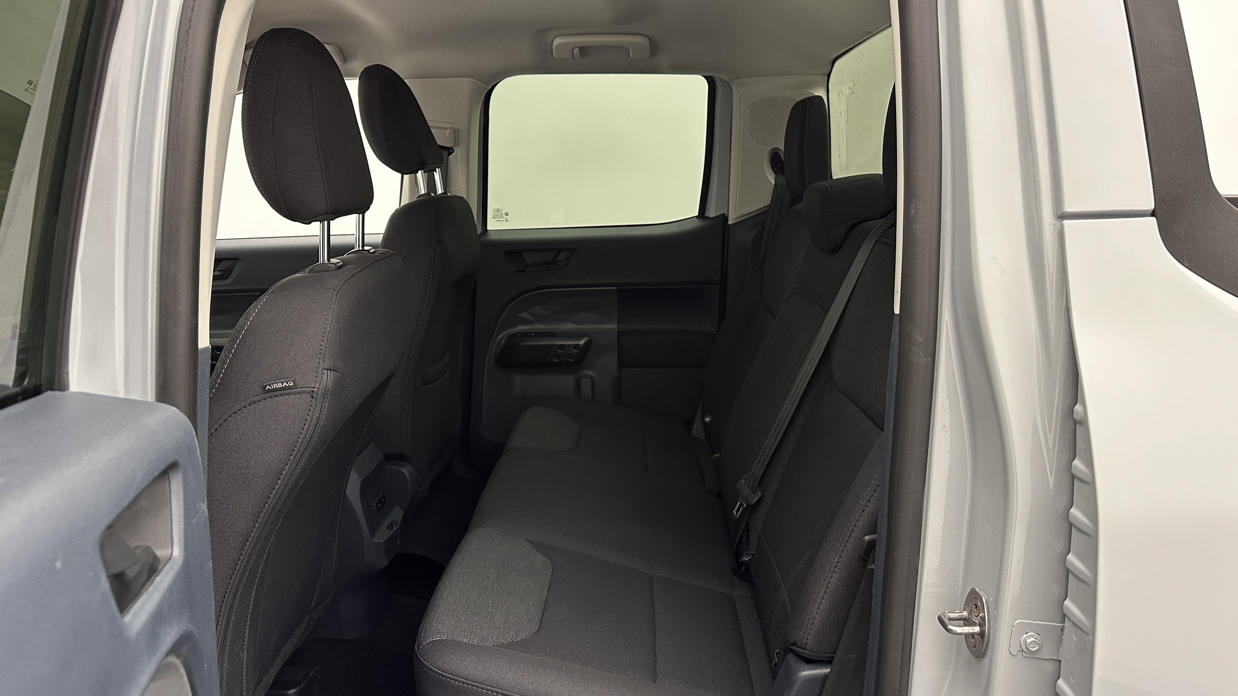 Used 2025 Ford Maverick XL FWD image 19