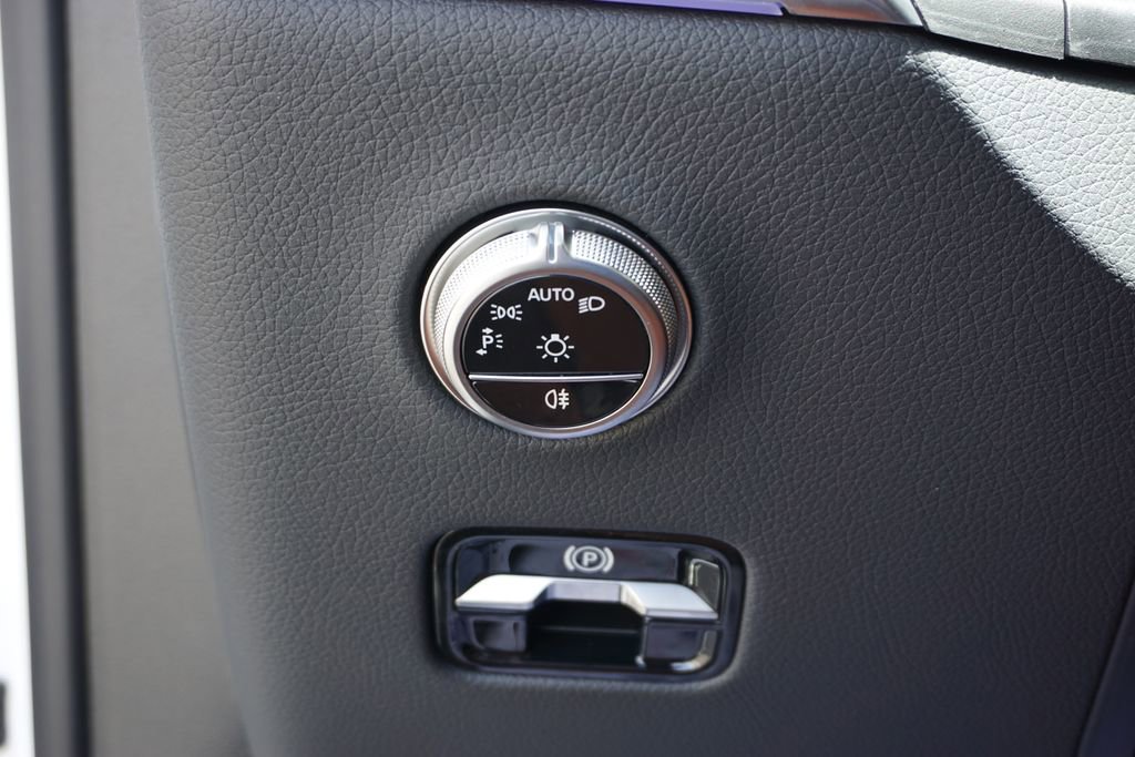 Certified 2025 Mercedes-Benz GLC 350e 4MATIC image 29