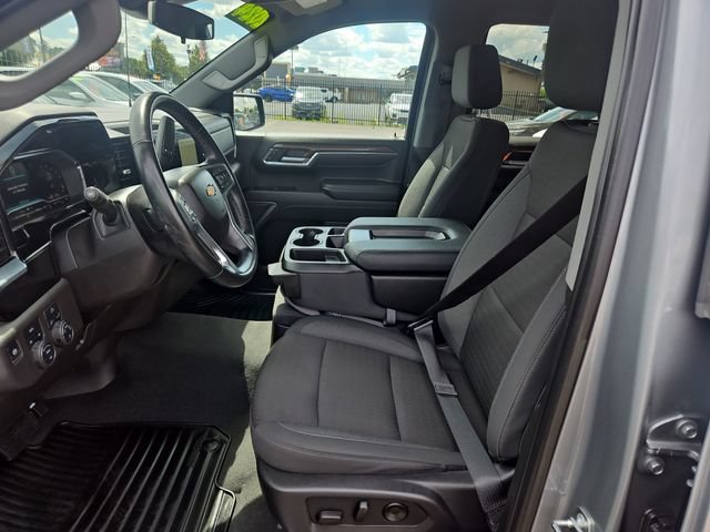 Used 2024 Chevrolet Silverado 1500 LT AWD/4WD image 10