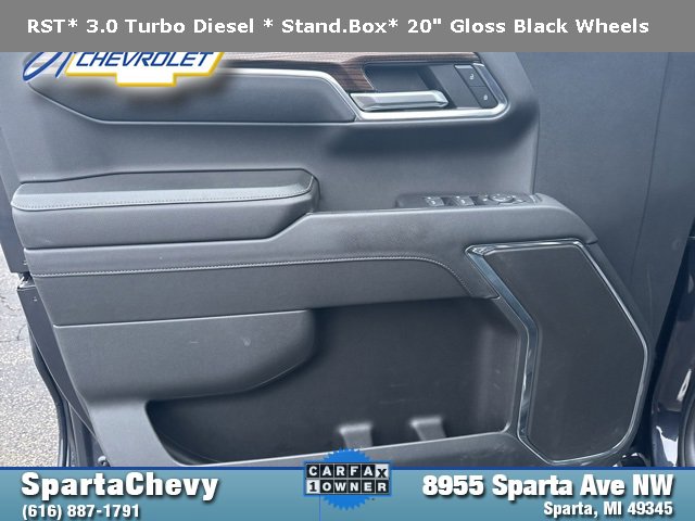 Used 2023 Chevrolet Silverado 1500 RST image 9