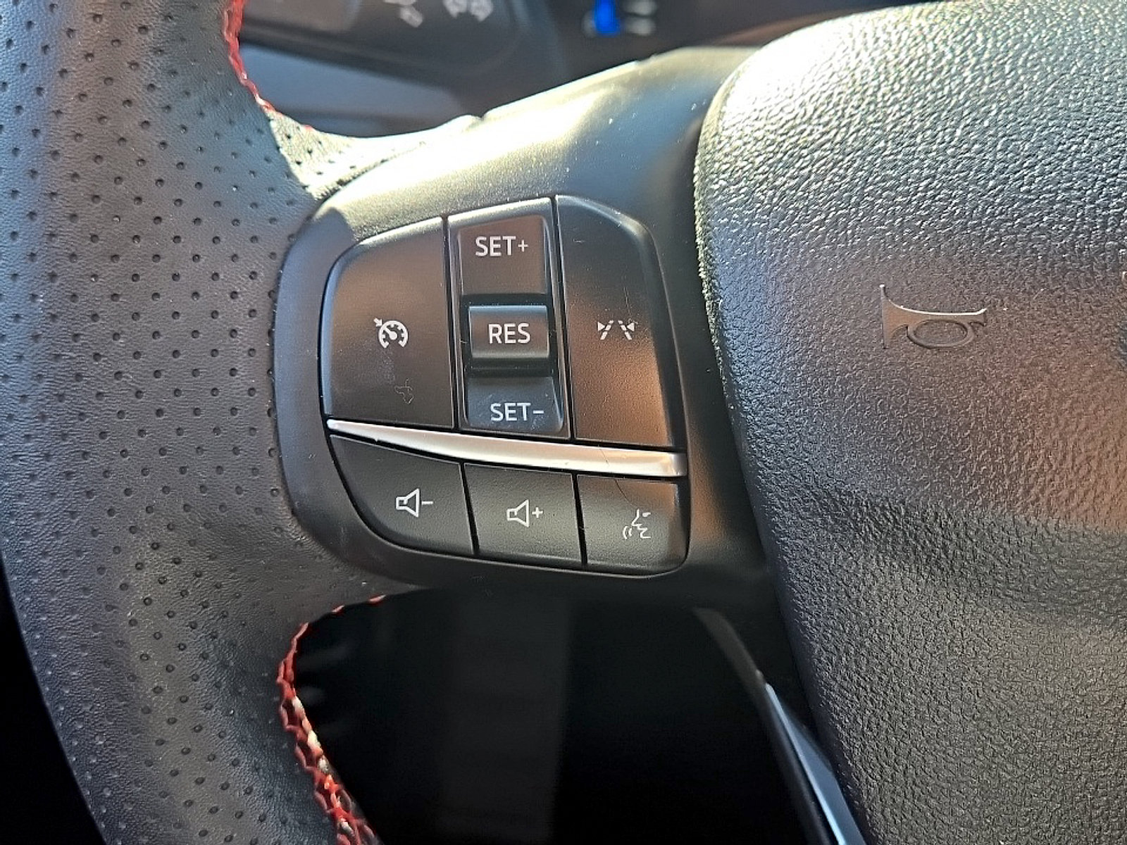 Certified 2023 Ford Escape ST-Line AWD/4WD image 13