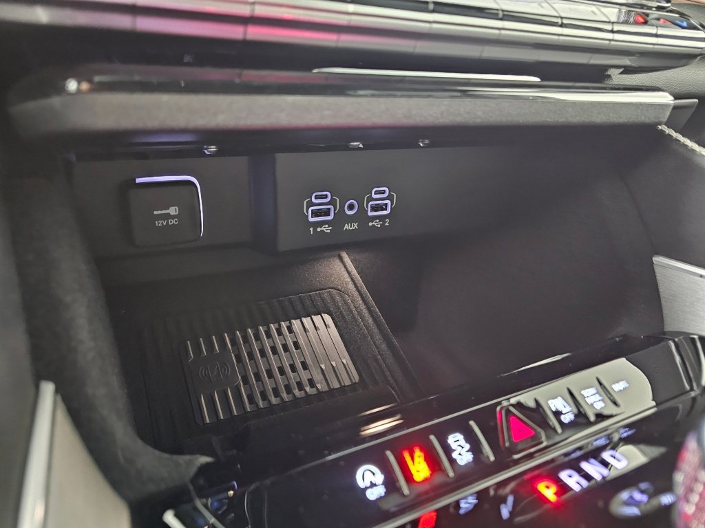 New 2026 Jeep Grand Wagoneer Limited AWD/4WD image 32