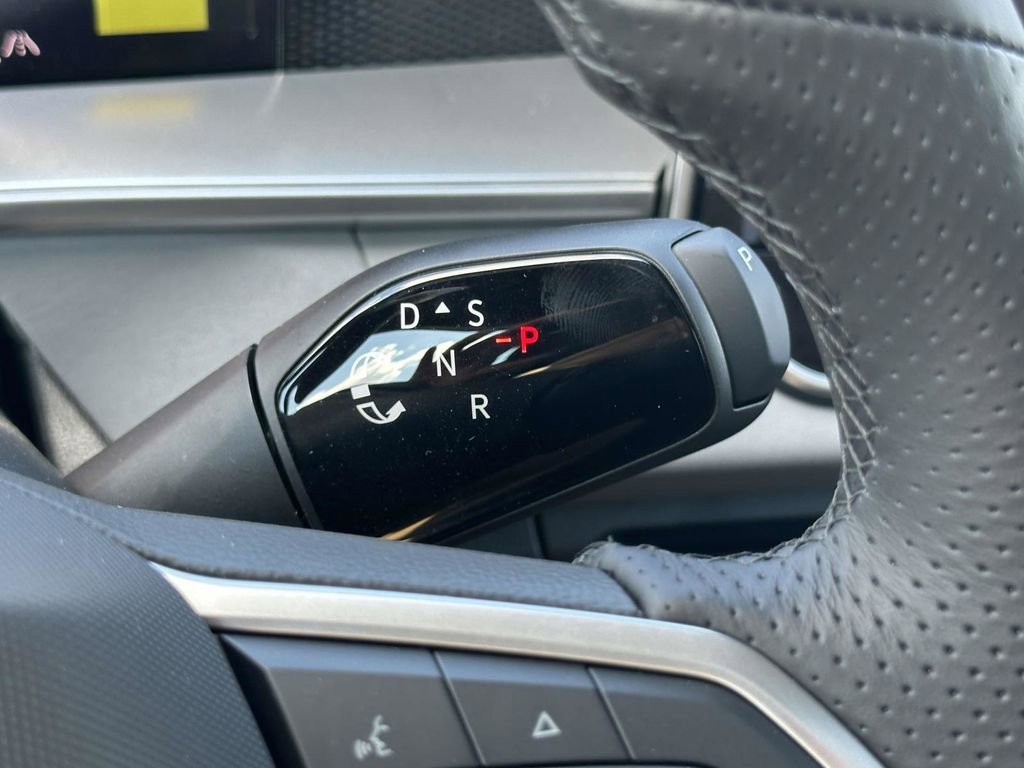 New 2026 Volkswagen Tiguan SE R-Line image 22