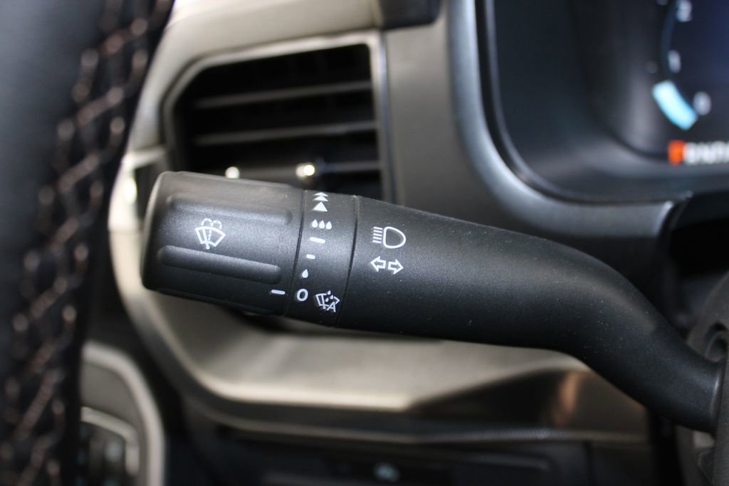 New 2025 Ford F150 Lariat w/ Equipment Group 502A High image 40