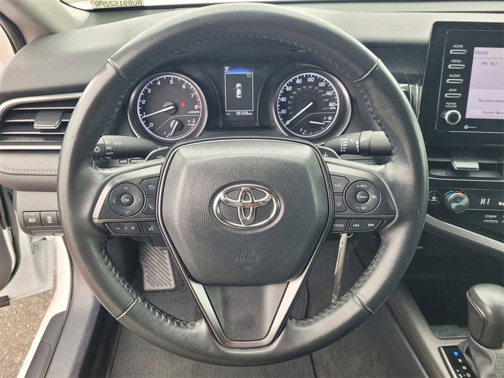 Used 2020 Toyota Camry SE image 20