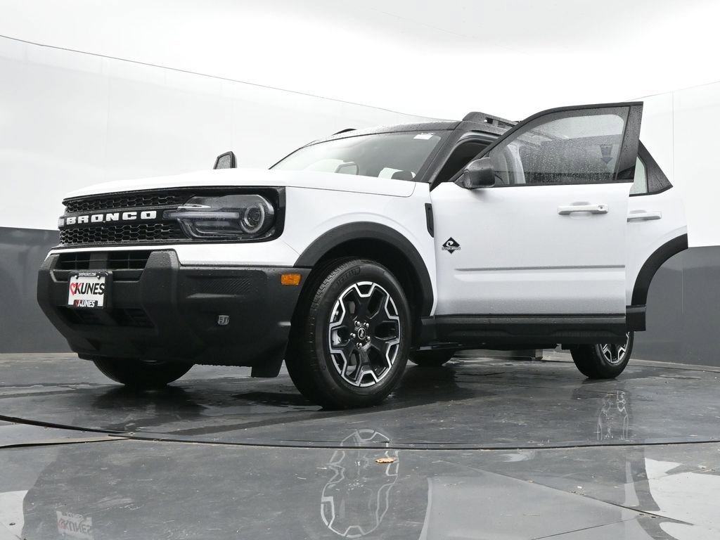 New 2025 Ford Bronco Sport Outer Banks image 69