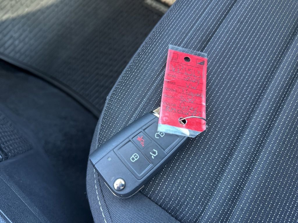 Used 2024 Volkswagen Tiguan S image 35