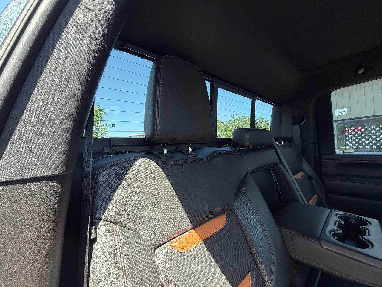 Used 2020 GMC Sierra 3500 AT4 w/ AT4 Premium Package image 31