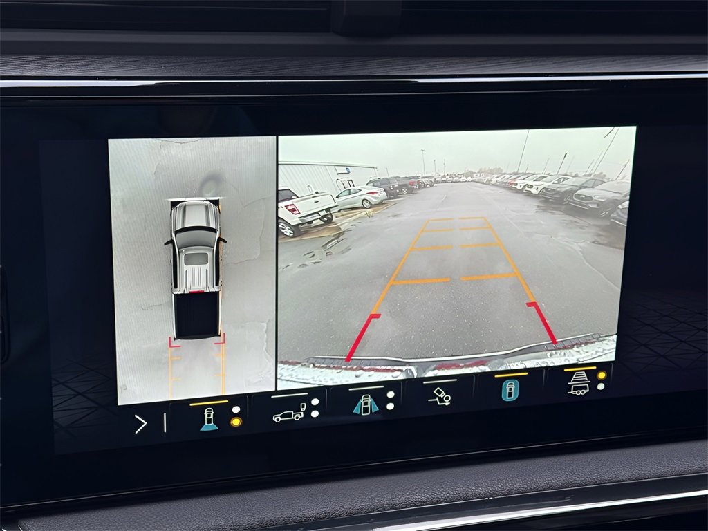 Used 2022 GMC Sierra 1500 AT4 w/ AT4 Premium Package image 14