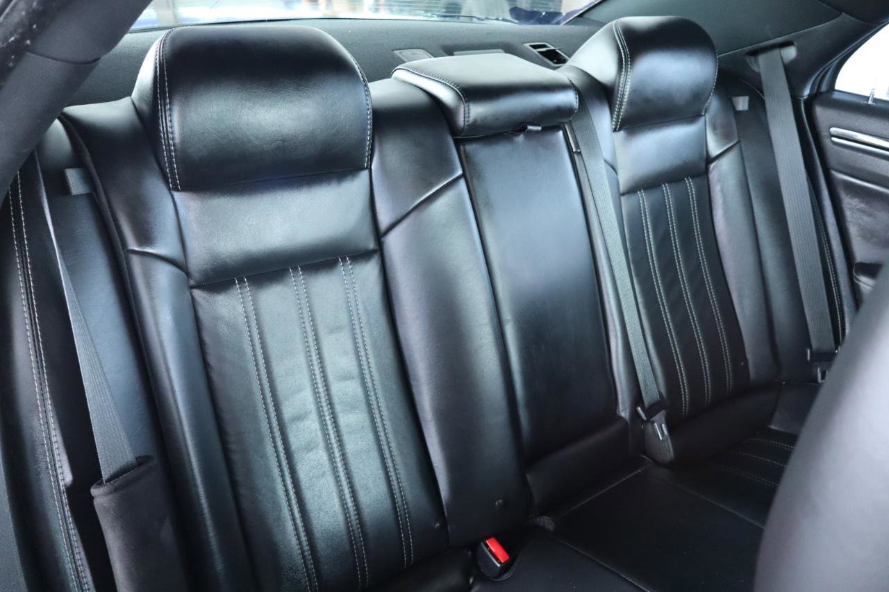 Used 2018 Chrysler 300 S w/ Beats Audio Group RWD image 34