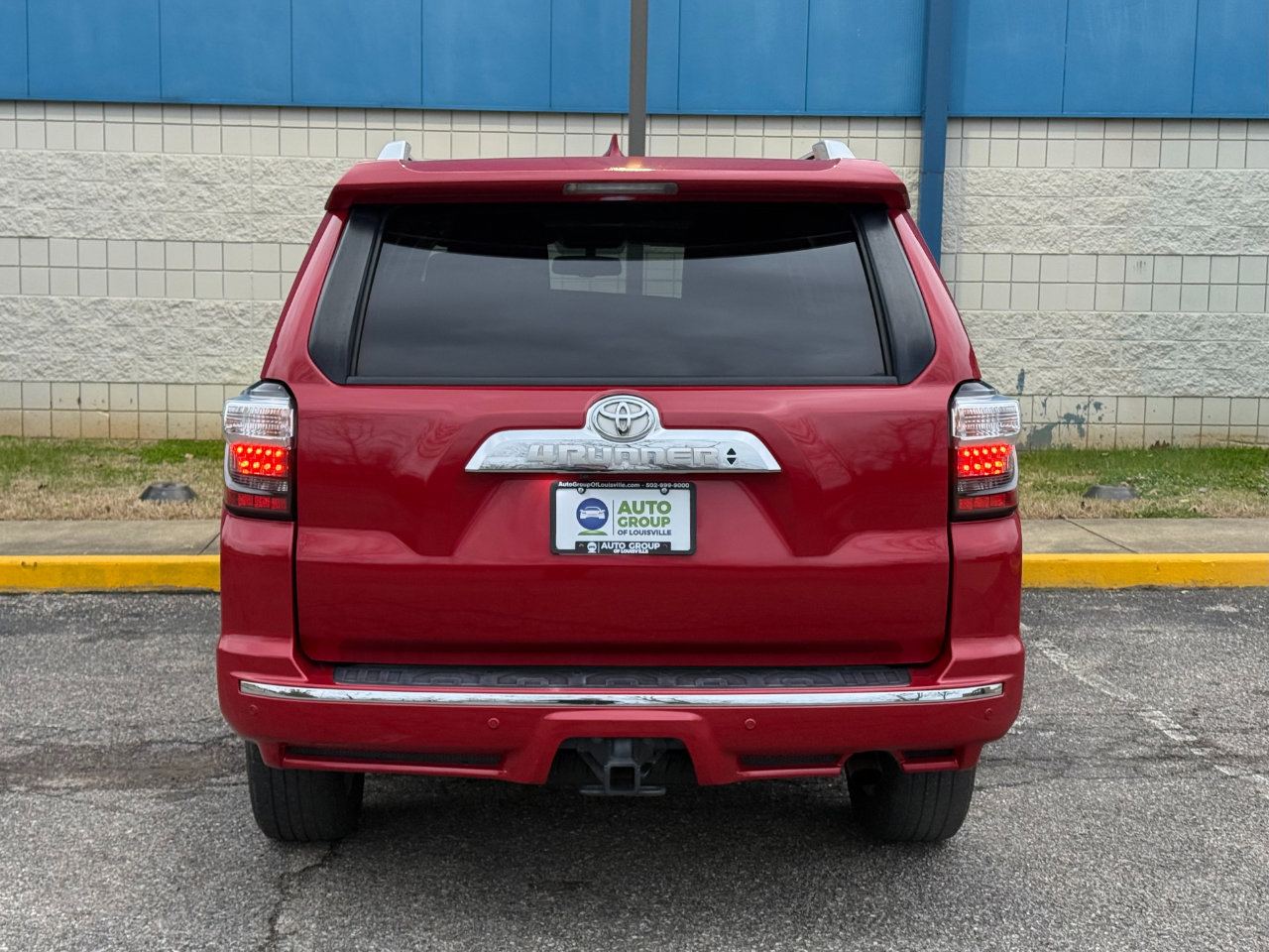 Used 2016 Toyota 4Runner Limited image 6