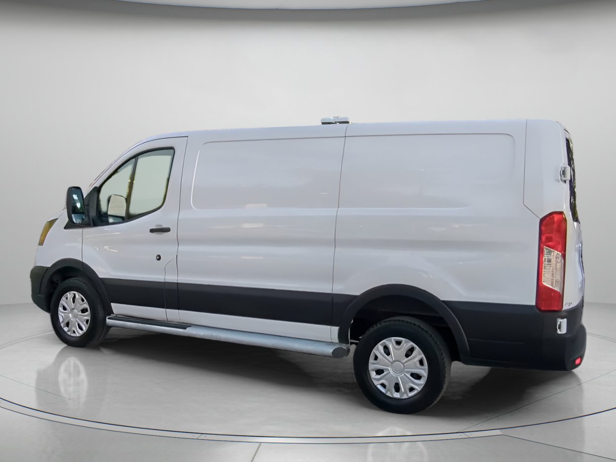 Used 2024 Ford Transit 250 Low Roof w/ Exterior Upgrade Package RWD image 16