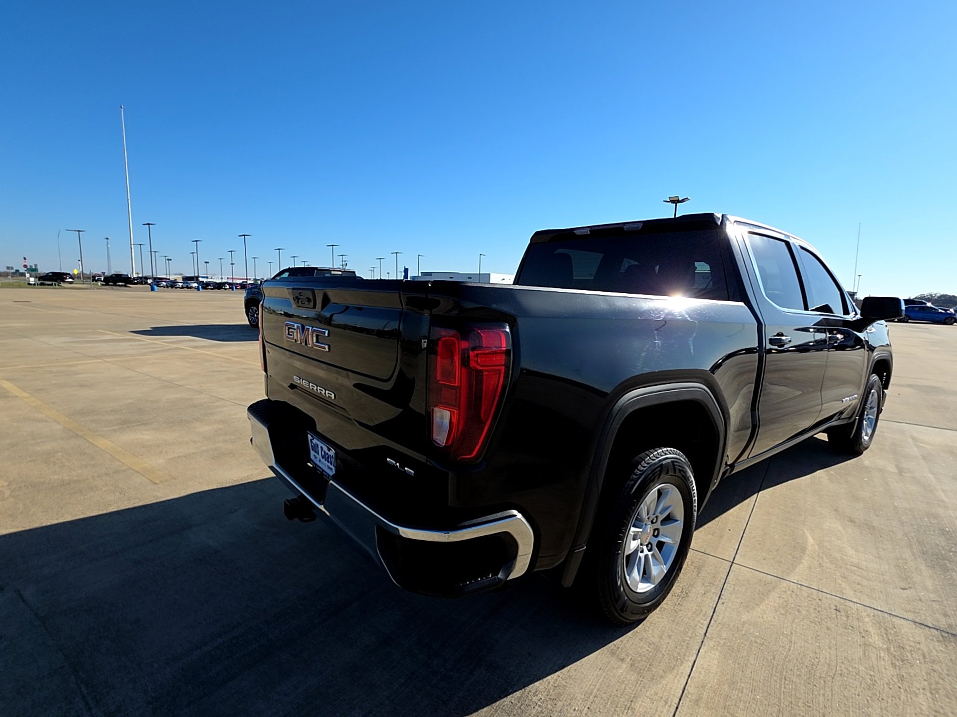Used 2024 GMC Sierra 1500 SLE image 6
