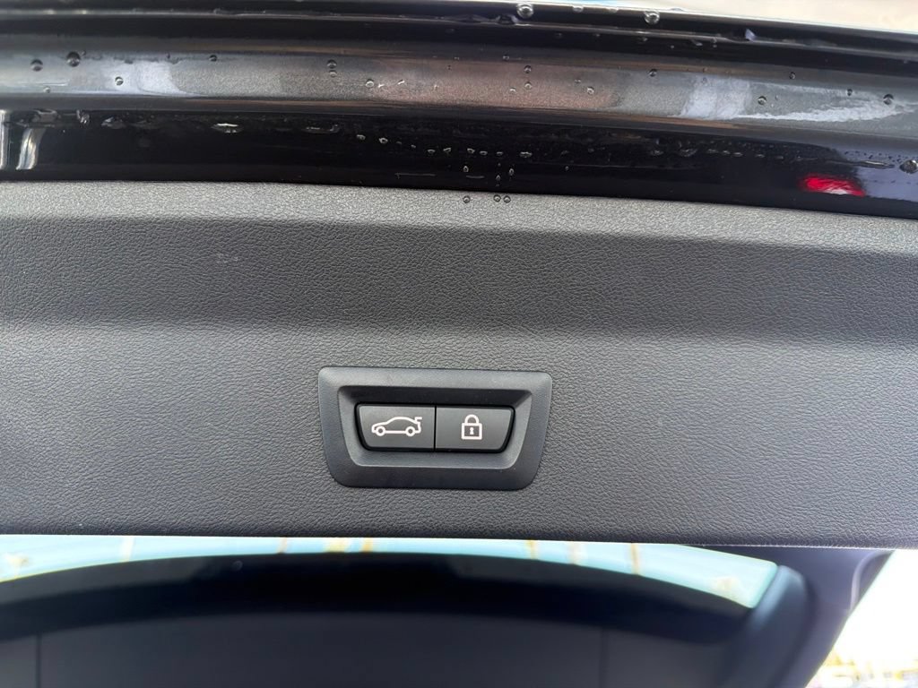 Used 2023 BMW X3 sDrive30i w/ Premium Package RWD image 22