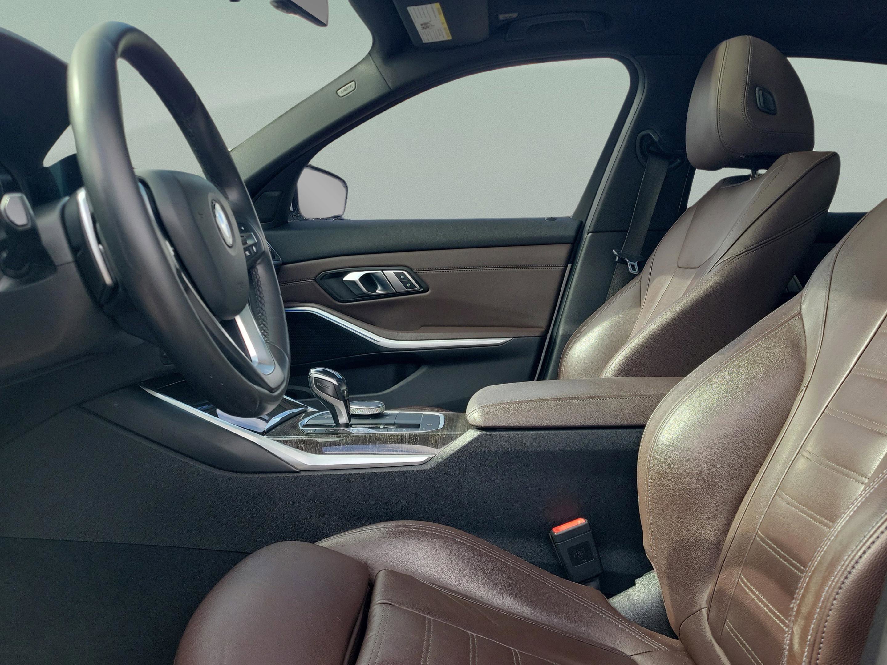 Used 2020 BMW 330i Sedan w/ Convenience Package image 15