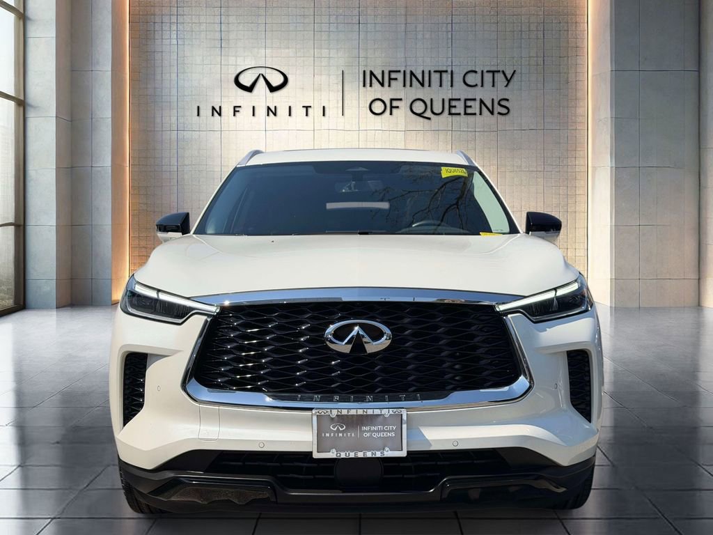Used 2024 INFINITI QX60 Luxe w/ Cargo Package AWD/4WD image 2