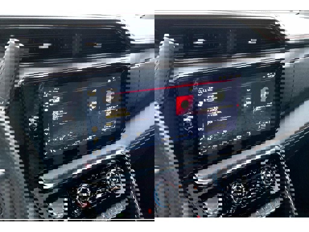 Used 2024 GMC Sierra 2500 AT4 w/ Technology Package image 7