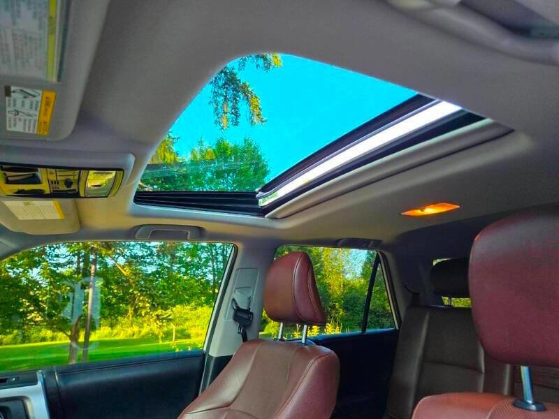 Used 2018 Toyota 4Runner Limited image 21