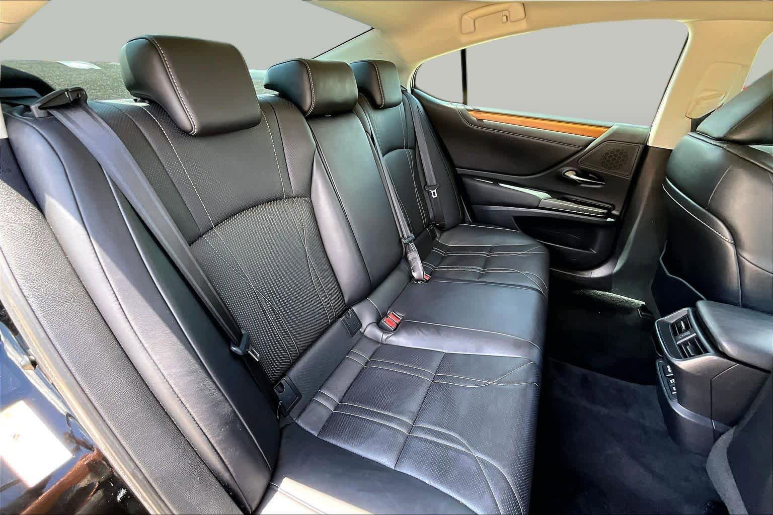 Used 2019 Lexus ES 350 w/ Accessory Package 2 FWD image 20