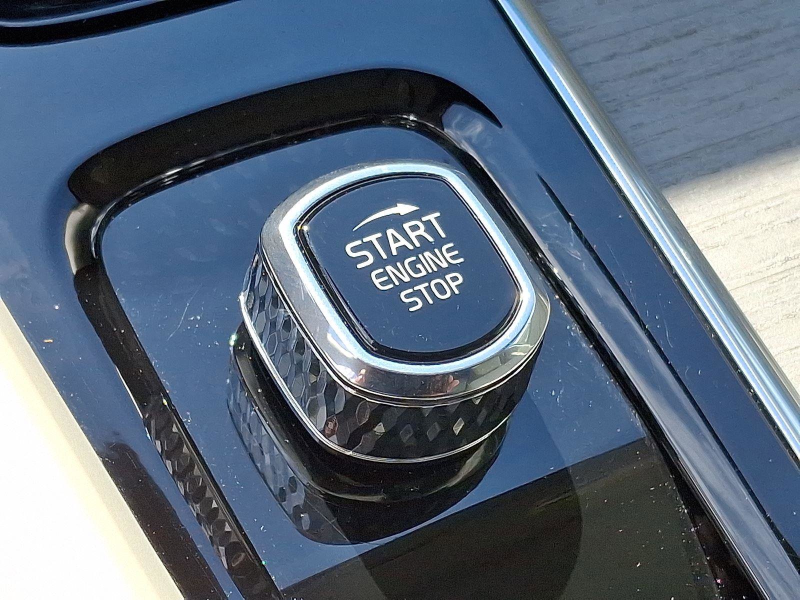 Certified 2024 Volvo V60 B5 Cross Country Plus image 24