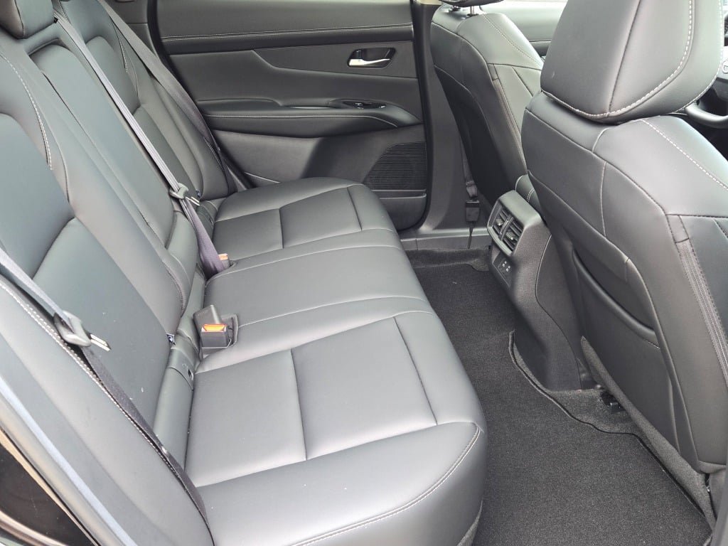Used 2025 Nissan Murano SL AWD/4WD image 9