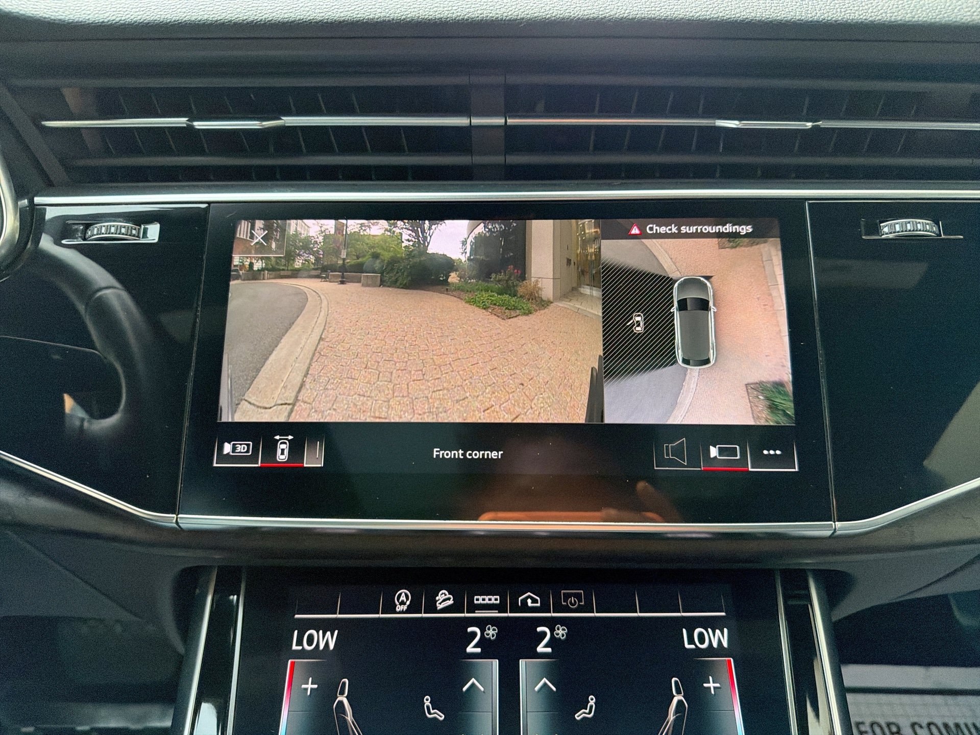 Used 2021 Audi Q8 Premium Plus AWD/4WD image 25