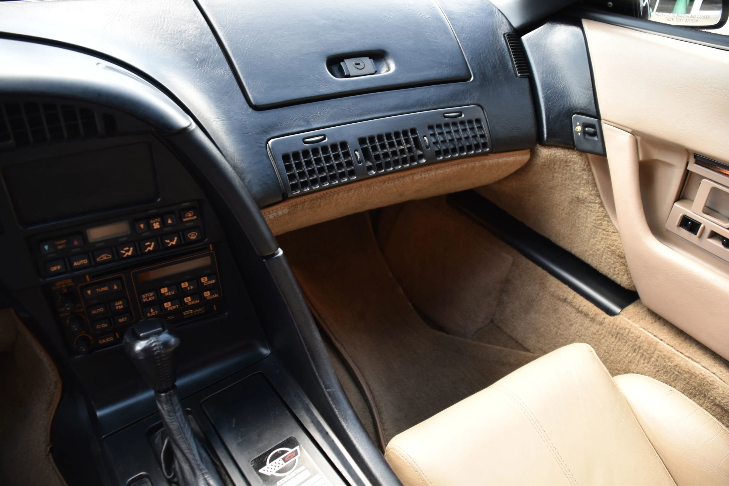 Used 1993 Chevrolet Corvette Convertible image 14