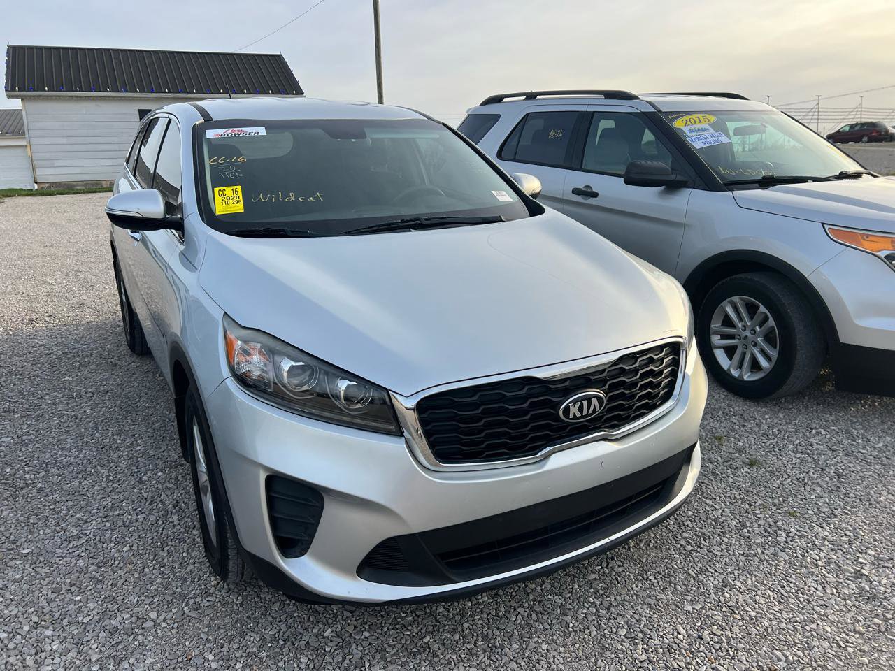 Used 2020 Kia Sorento LX image 1