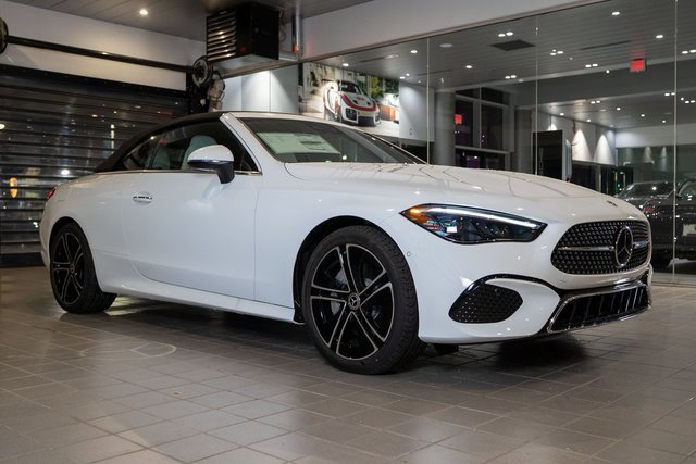 New 2026 Mercedes-Benz CLE 300 4MATIC Cabriolet image 2