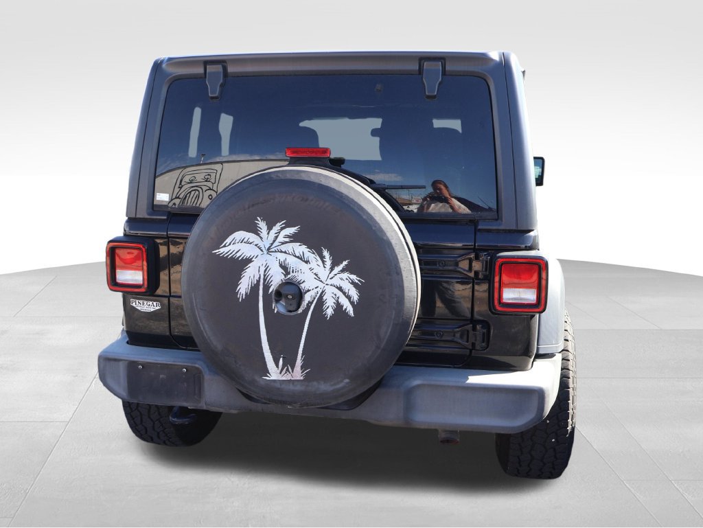 Used 2018 Jeep Wrangler Sport AWD/4WD image 15