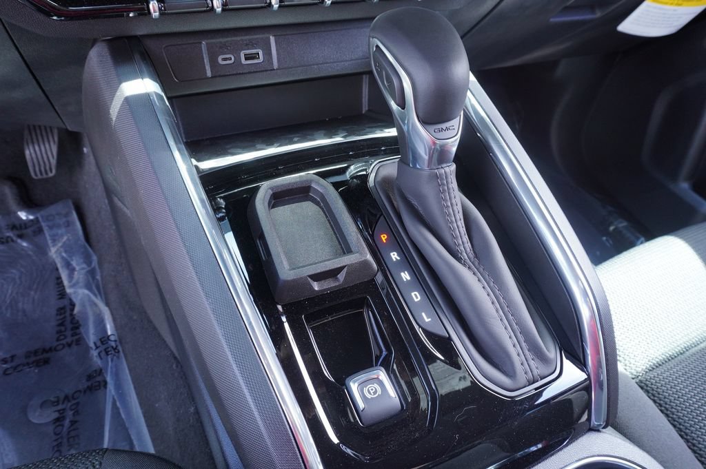 New 2026 GMC Canyon Elevation w/ Convenience Package RWD image 19