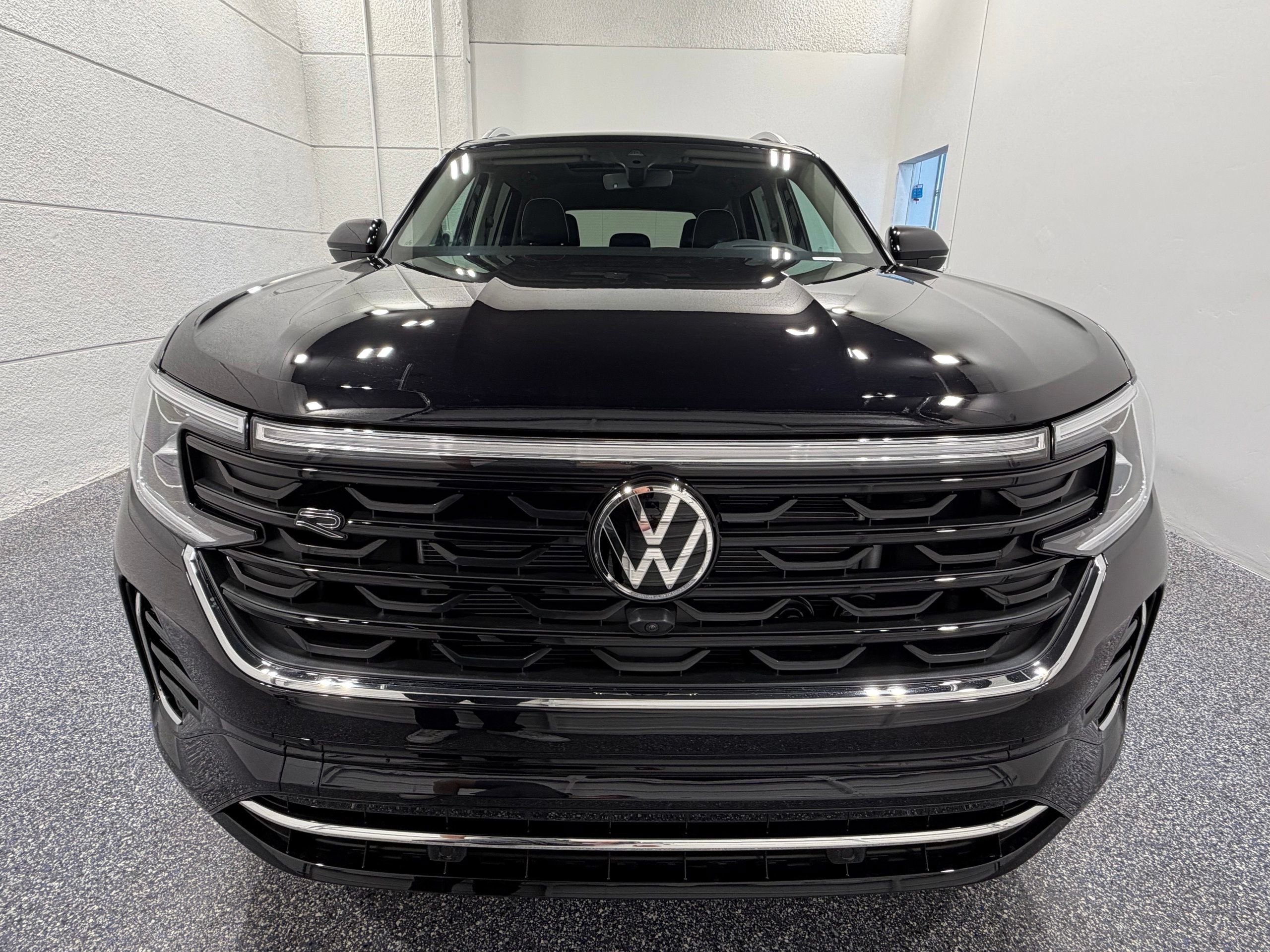 New 2026 Volkswagen Atlas SEL Premium R-Line AWD/4WD image 10