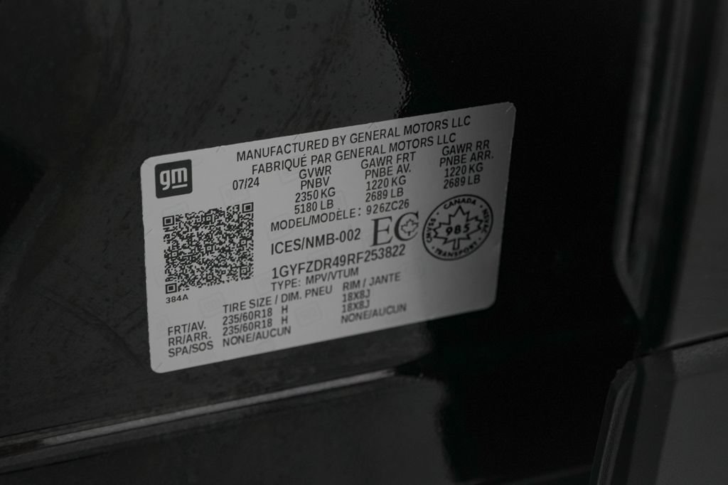 Used 2024 Cadillac XT4 Premium Luxury w/ Active Safety Package AWD/4WD image 29