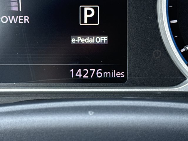 Certified 2025 Nissan Leaf S FWD image 15