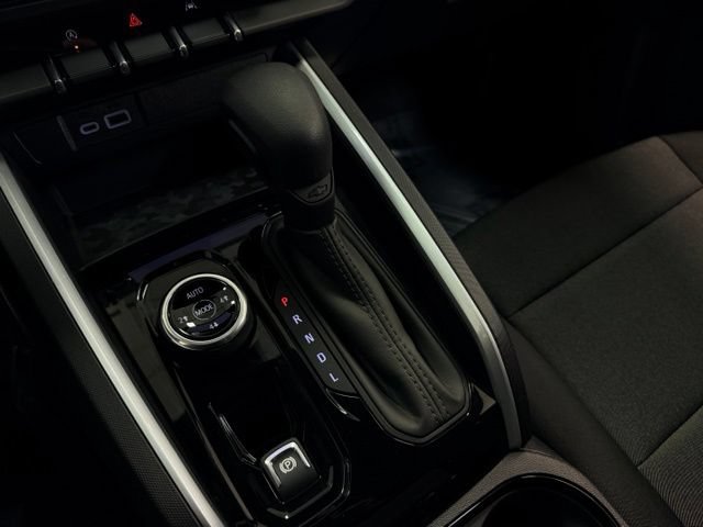 Certified 2025 Chevrolet Colorado Trail Boss AWD/4WD image 18