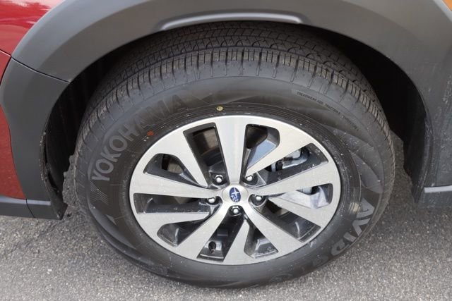 Certified 2025 Subaru Outback Premium w/ Popular Package #1A AWD/4WD image 9