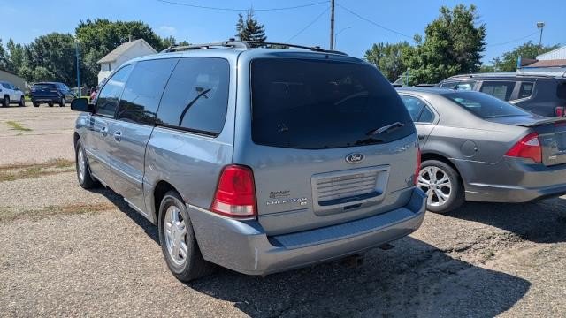 Used 2004 Ford Freestar SEL FWD image 4