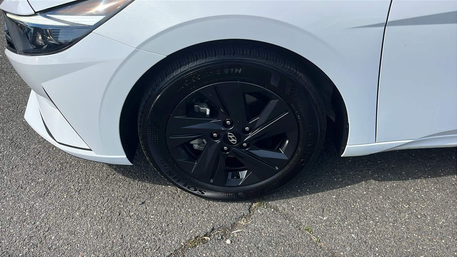 Used 2023 Hyundai Elantra SEL FWD image 8