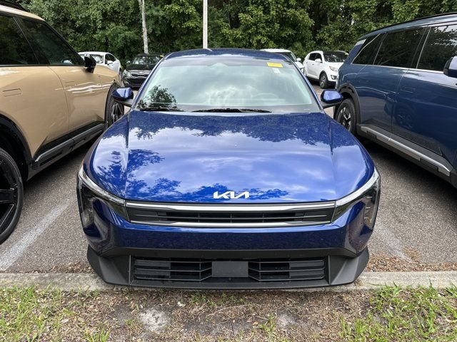 Used 2025 Kia K4 FWD image 2