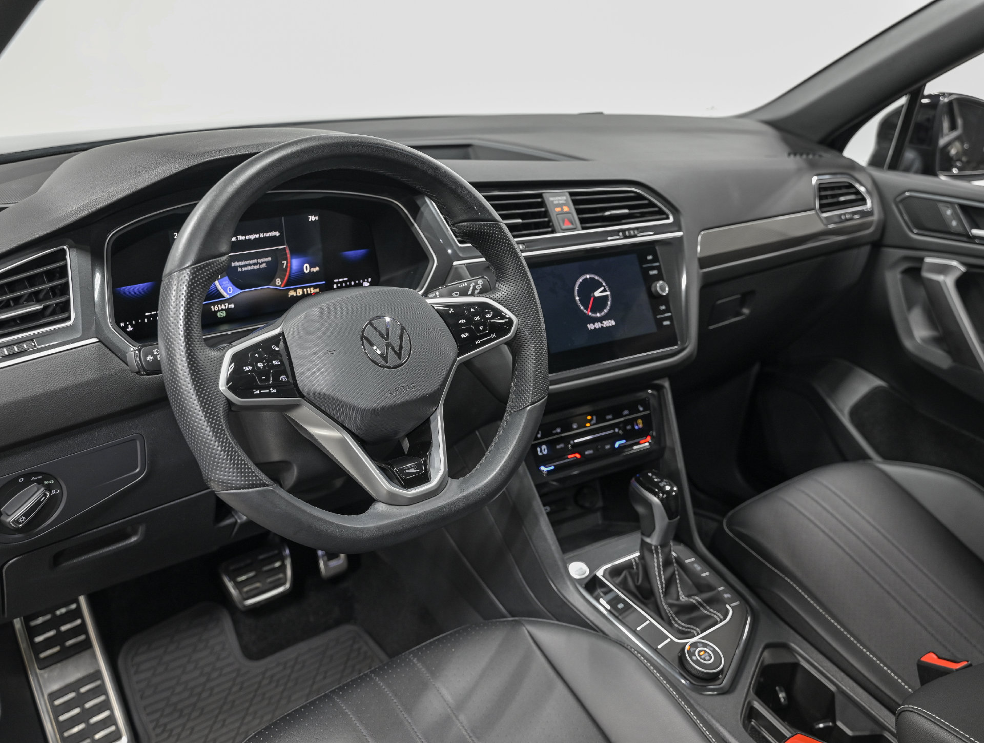 Used 2024 Volkswagen Tiguan SE R-Line AWD/4WD image 15