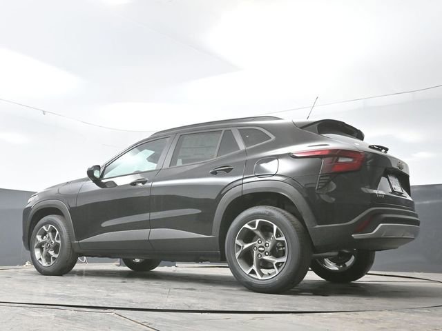 New 2026 Chevrolet Trax LT w/ Driver Confidence Package FWD image 45